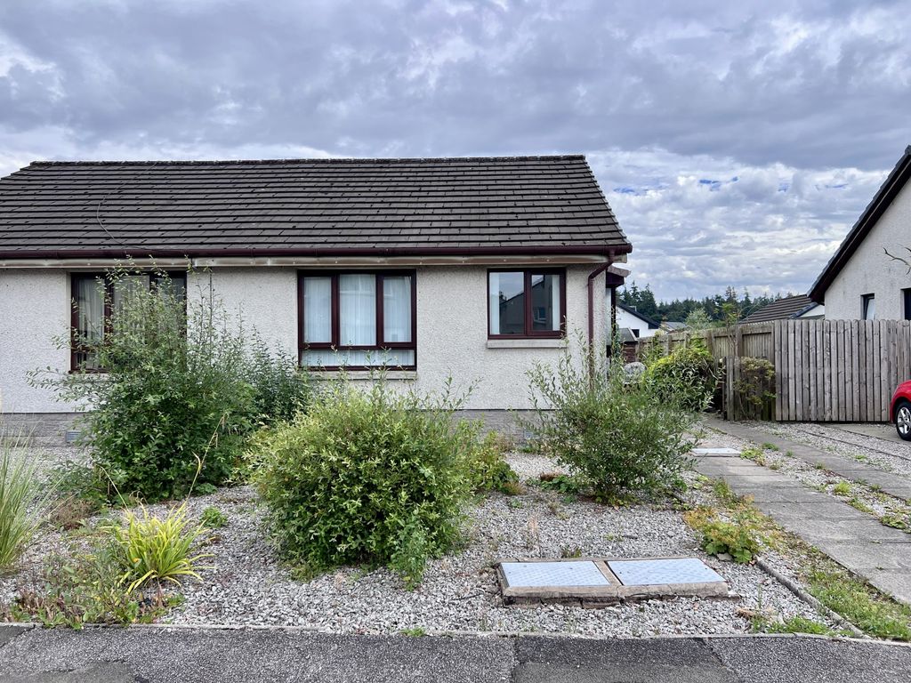Property photo 1 of 11