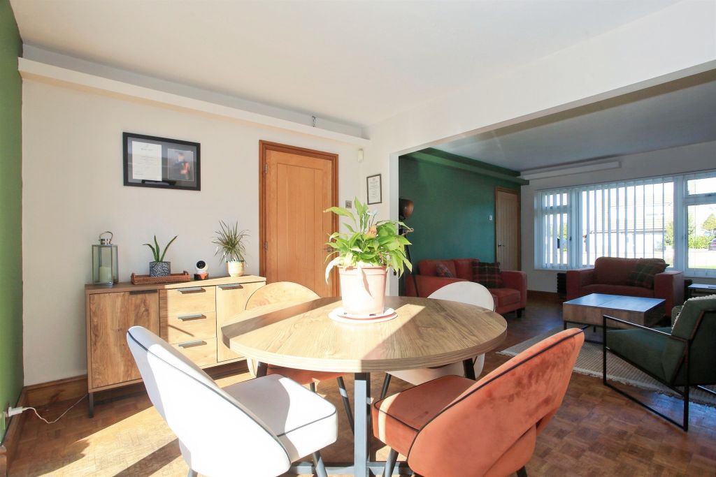 Property photo 2 of 25 Dining Area