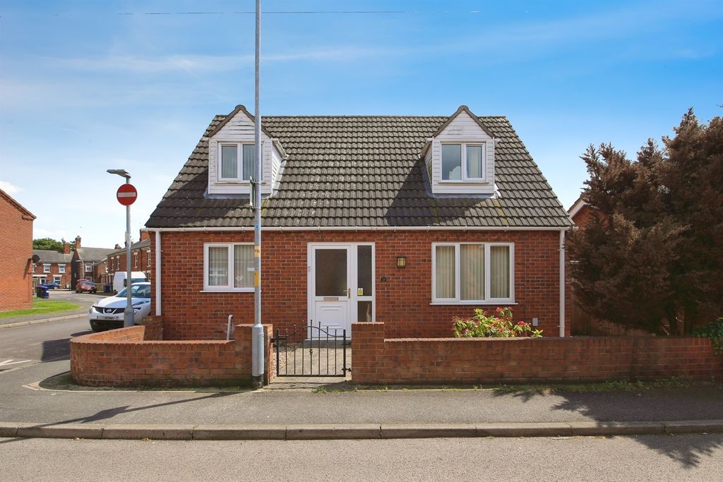 Property photo 1 of 13