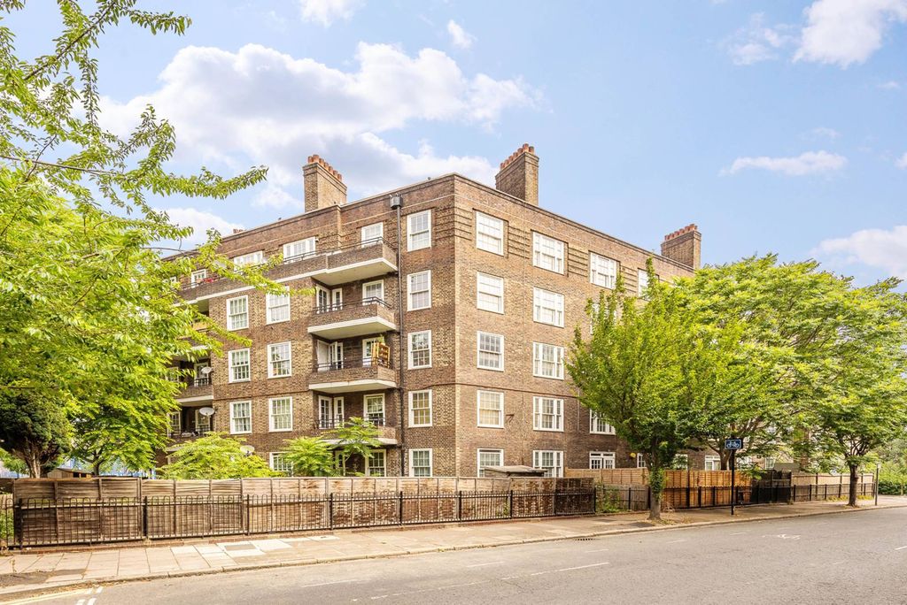 Property photo 1 of 11