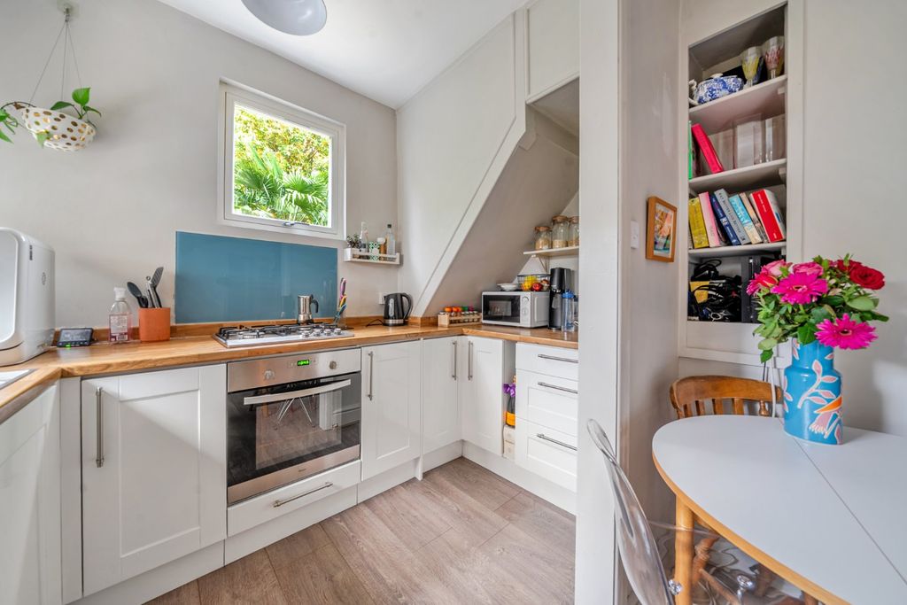 Property photo 3 of 10 Picture No. 11