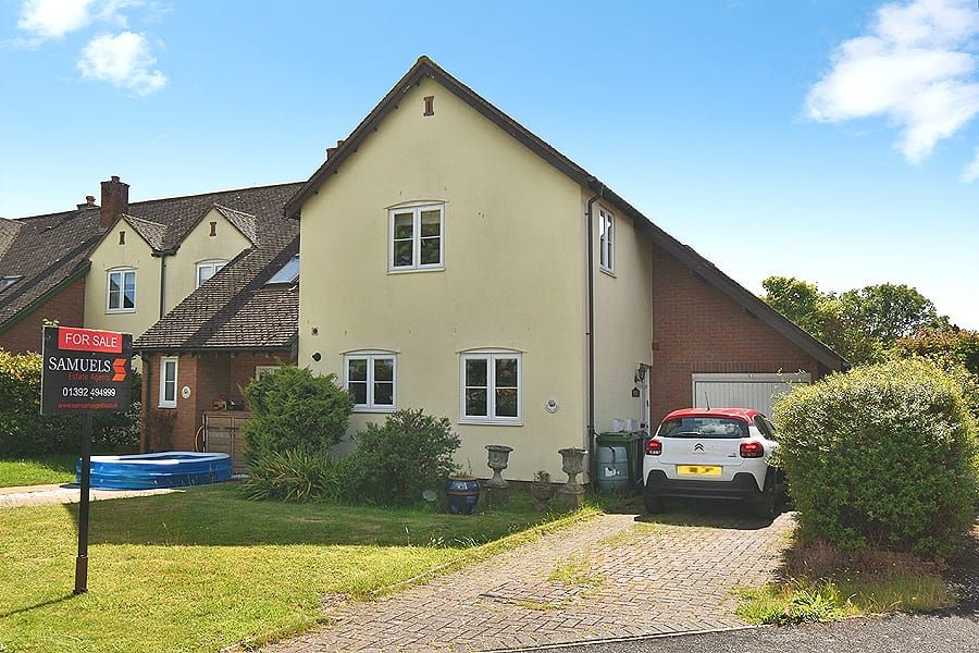 Property photo 1 of 19