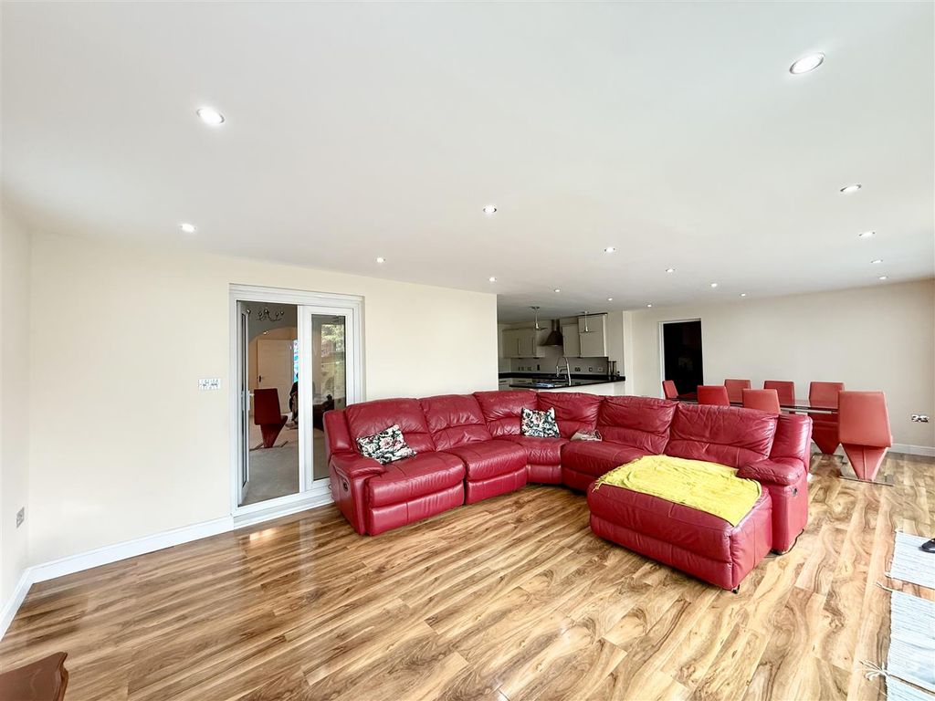 Property photo 2 of 24 Img_0983.Jpg