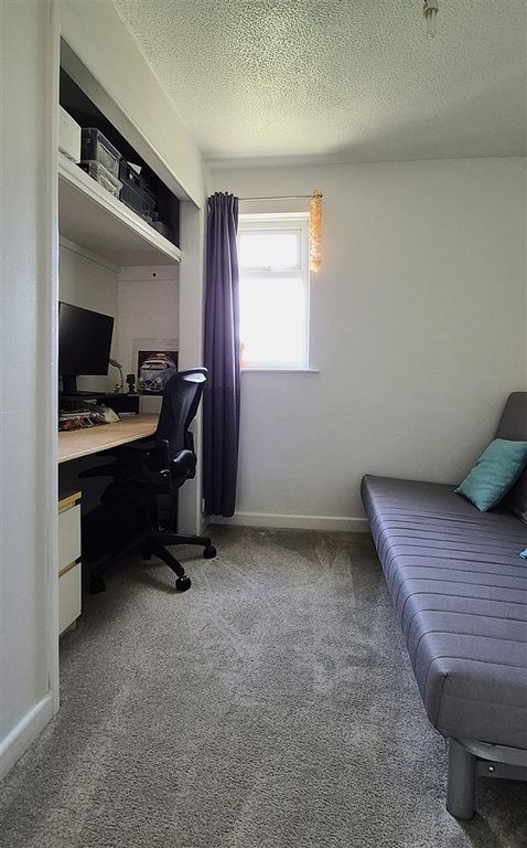 Property photo 3 of 19 29.Jpg