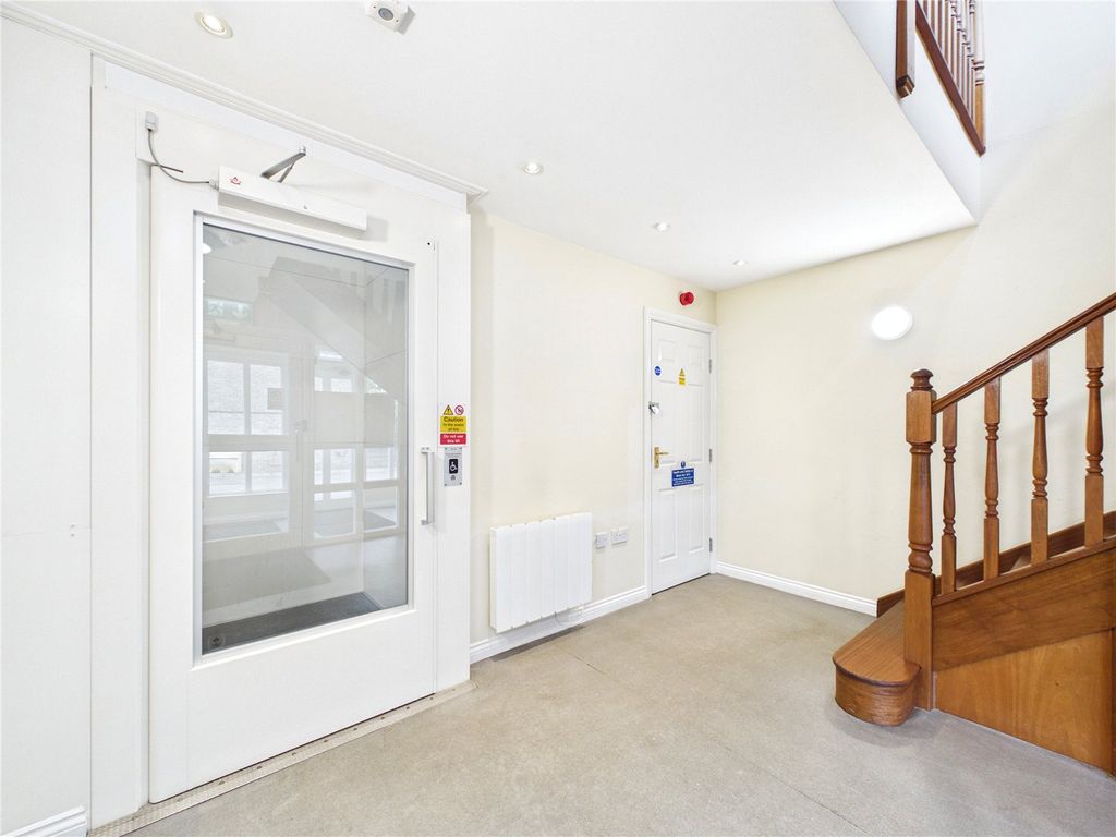 Property photo 2 of 9 Picture No. 05