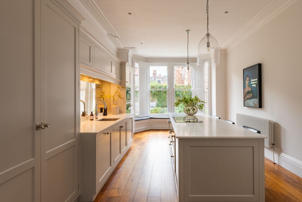 Property photo 1 of 24 Kitchen/Breakfast Room