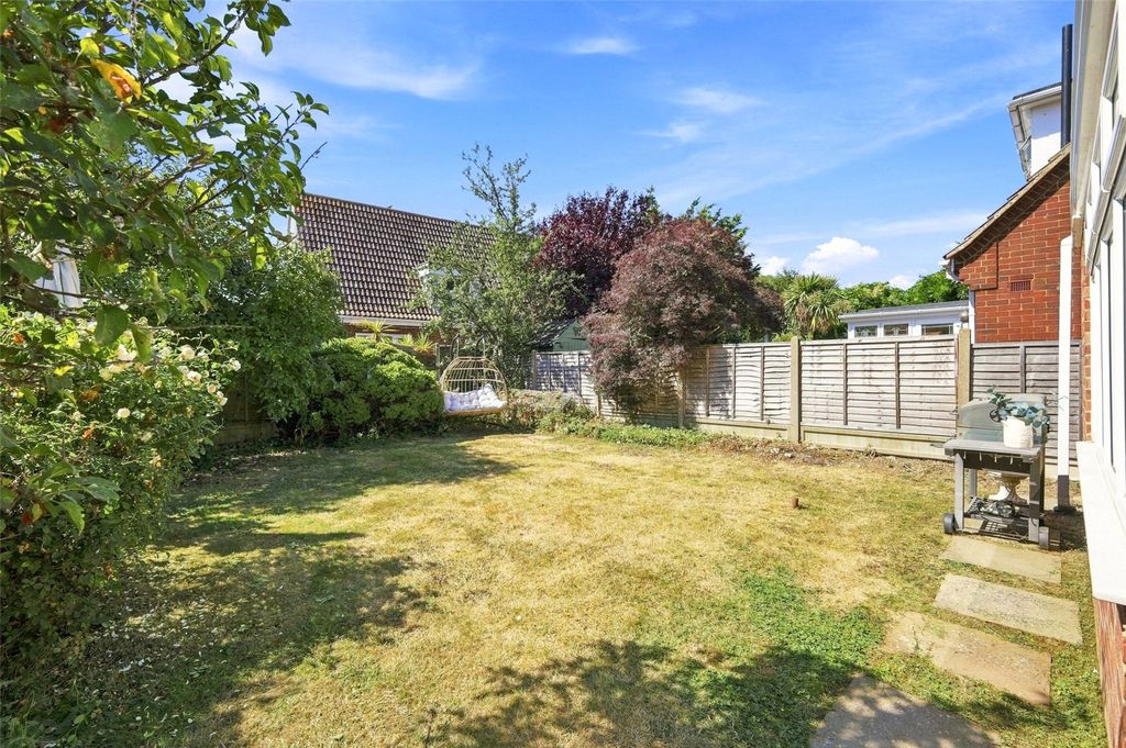 Property photo 2 of 21 Picture No. 16