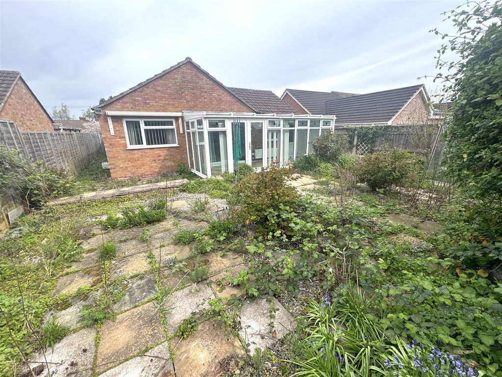 Property photo 2 of 17