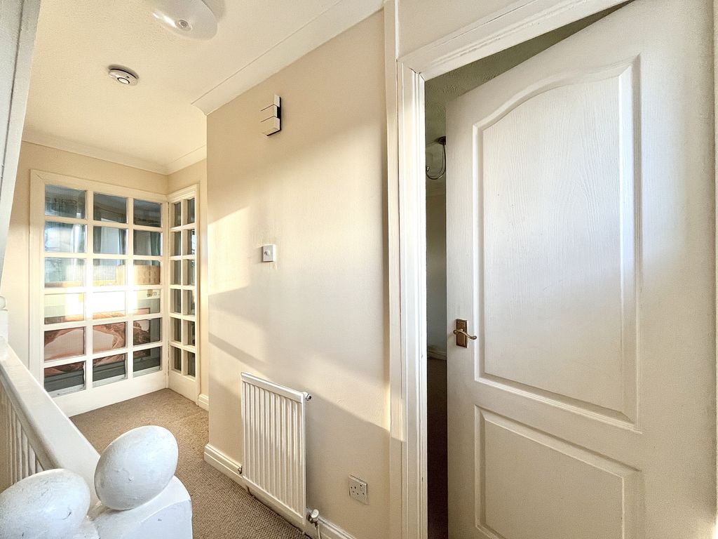 Property photo 3 of 4