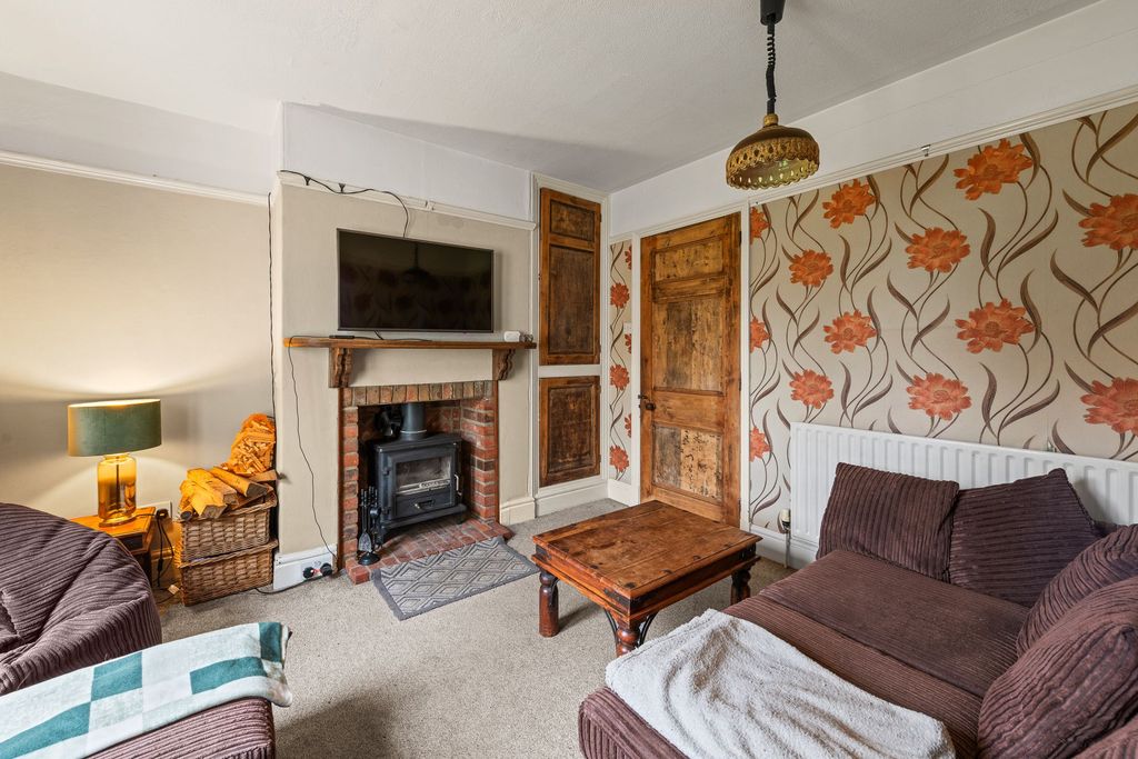 Property photo 2 of 22