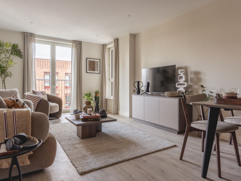 Property photo 2 of 19