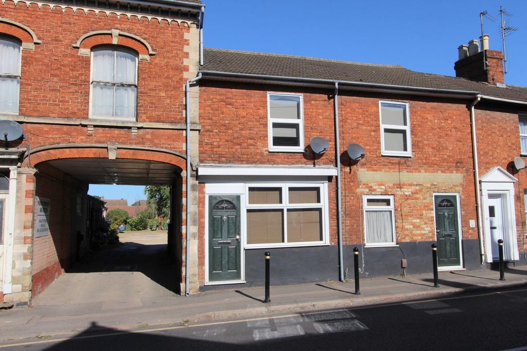 Property photo 1 of 7