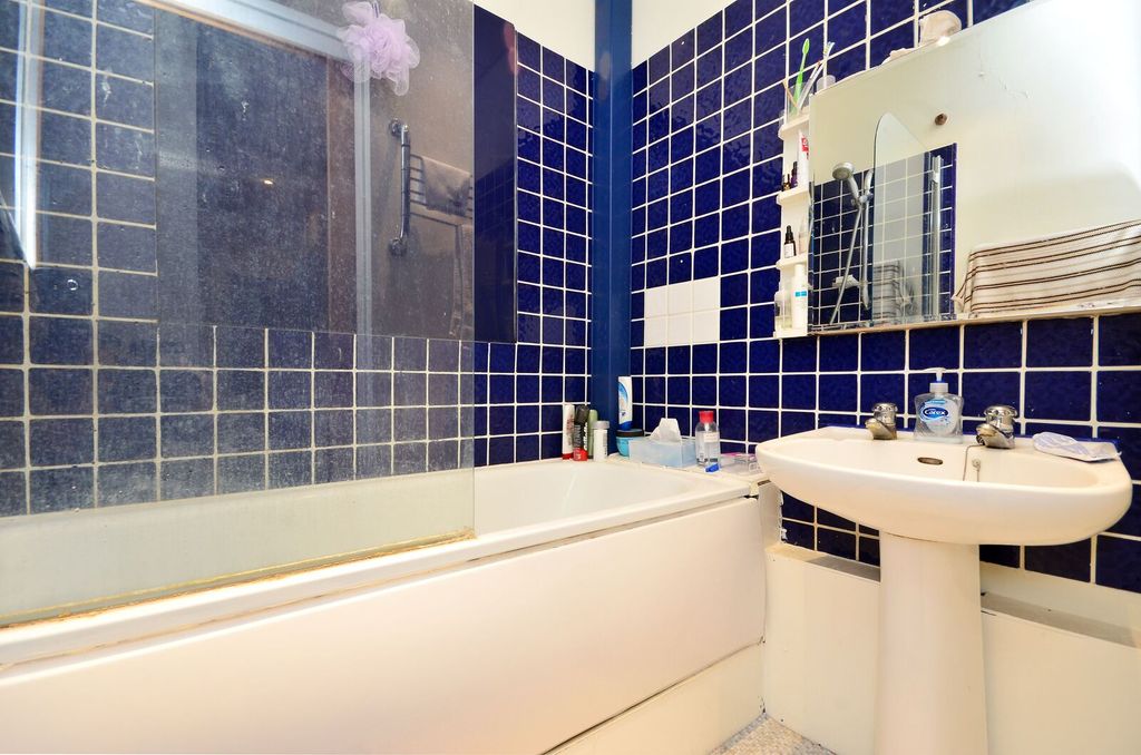 Property photo 3 of 5
