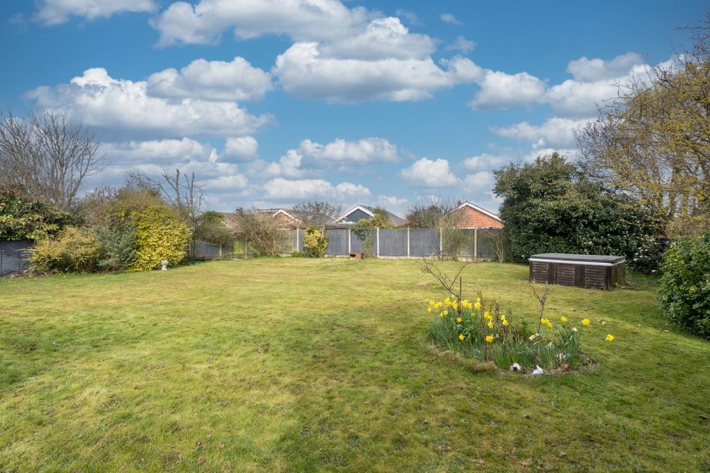 Property photo 2 of 21 Iq_00024-Edit