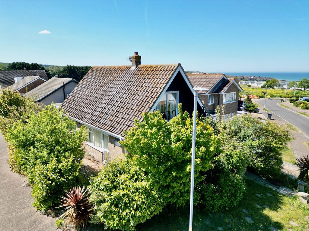Property photo 1 of 25