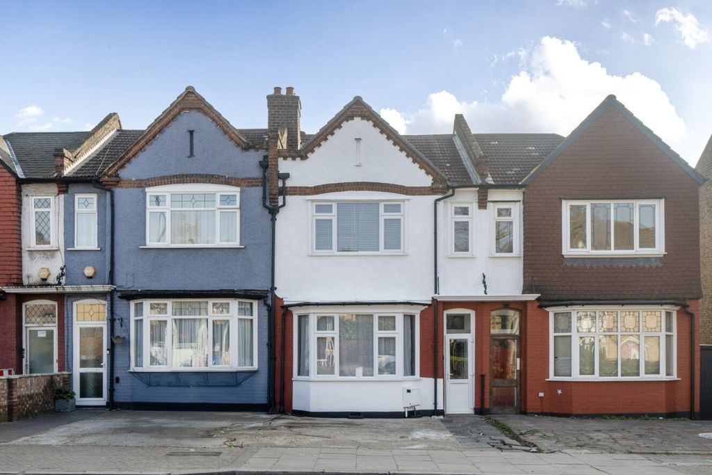 Property photo 3 of 20 Picture 3