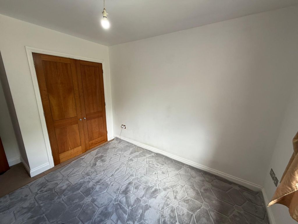 Additional image 9 of 2 bed flat for saleLower Street, Kettering NN16