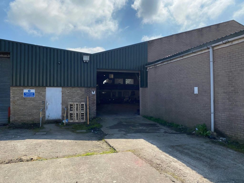 Property photo 1 of 5 Photo Main