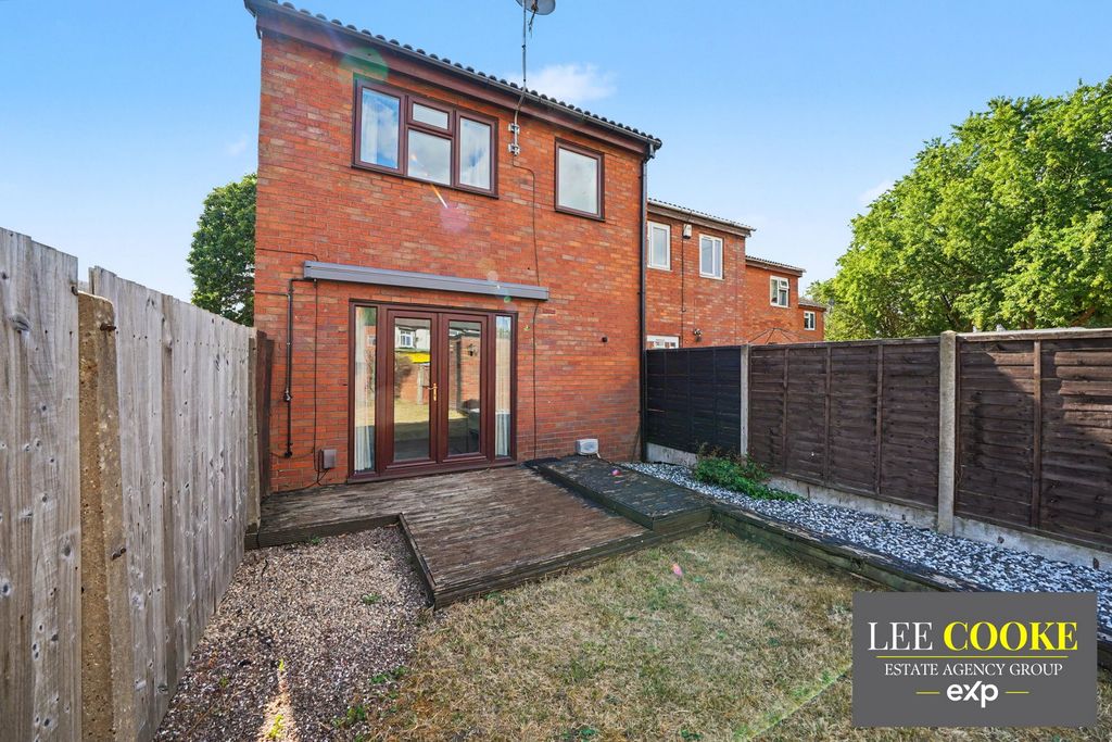 Property photo 3 of 29