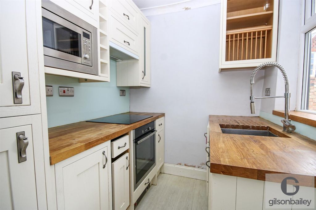 Property photo 3 of 9 4-Img_7923.Jpg