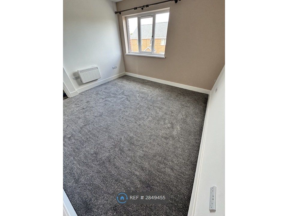 Property photo 2 of 3