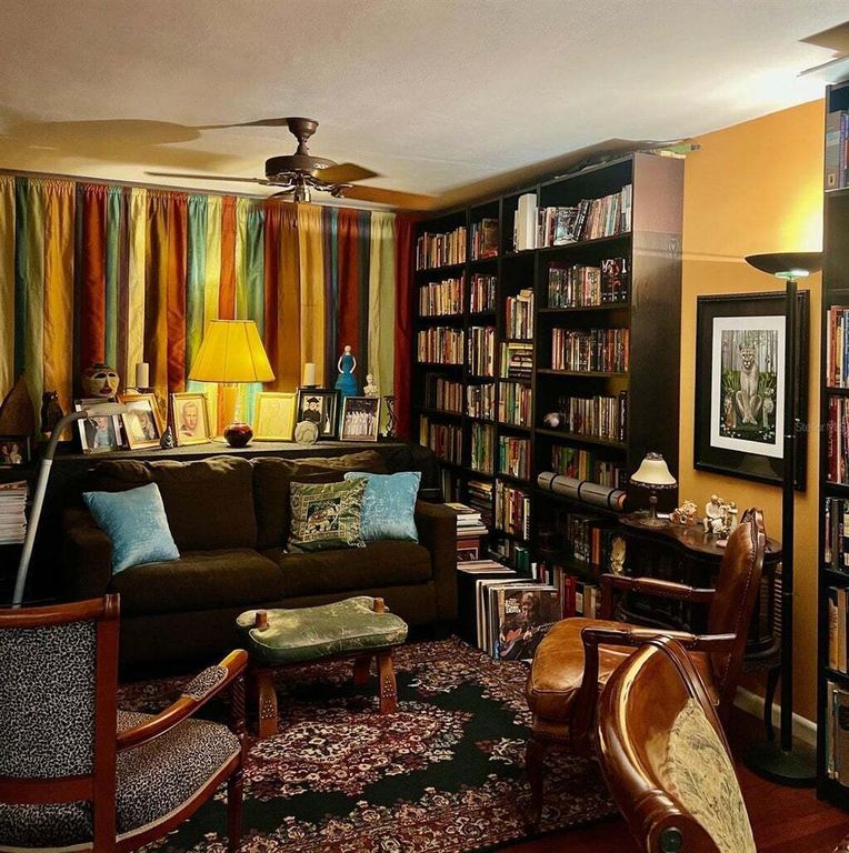 Property photo 3 of 6 <Alttext/>