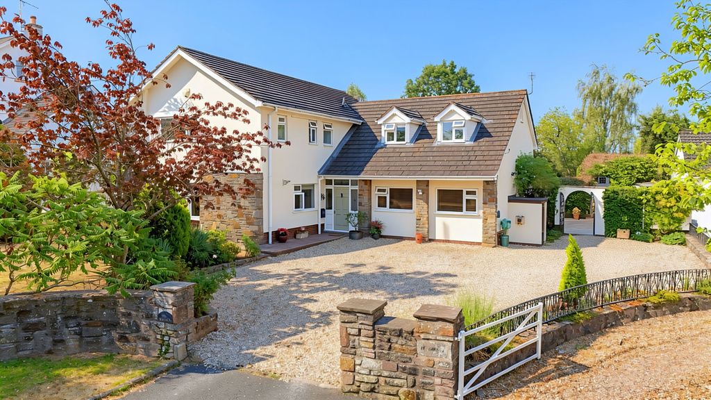 Property photo 1 of 71