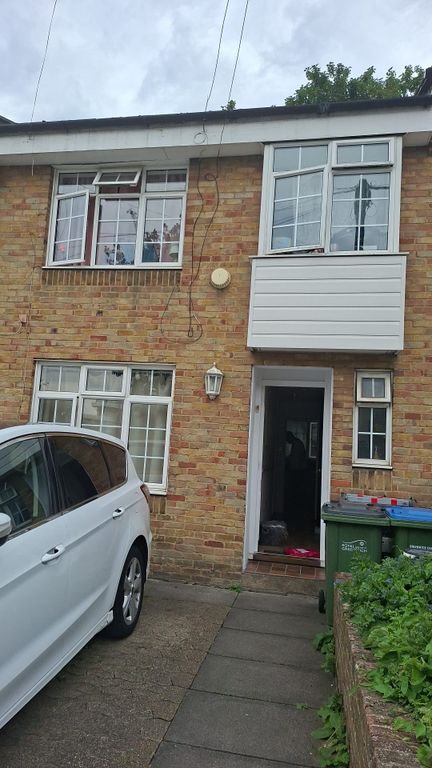 Property photo 1 of 6