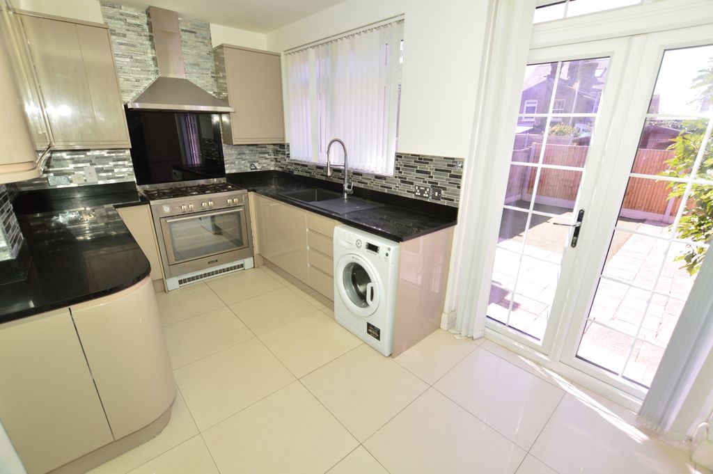 Property photo 1 of 14 1