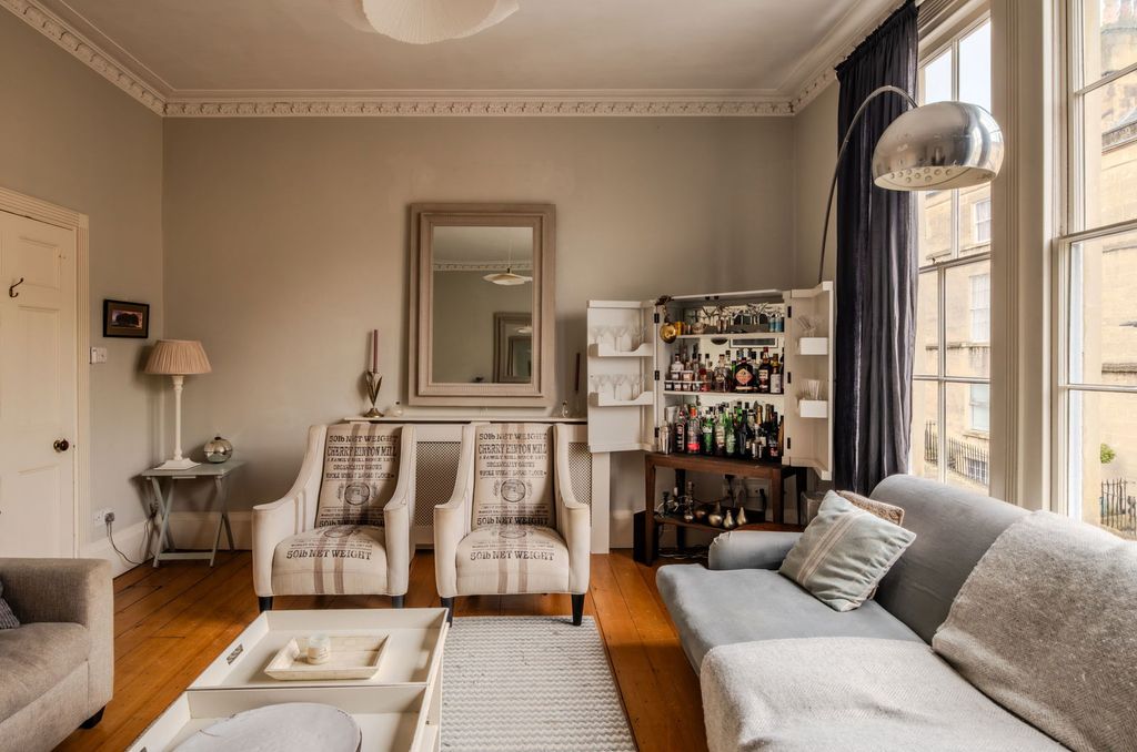 Property photo 3 of 29