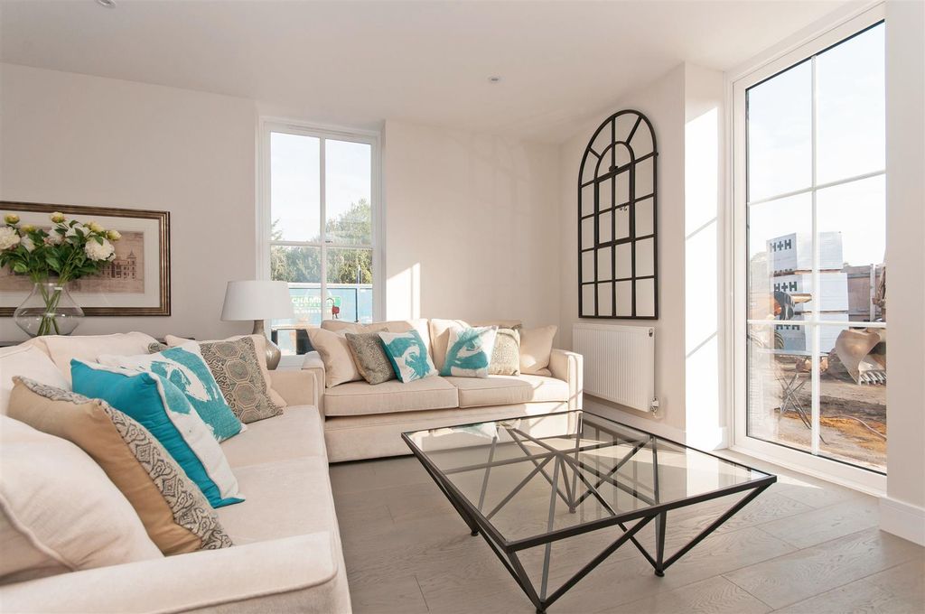 Property photo 2 of 12 Vv-1.Jpg