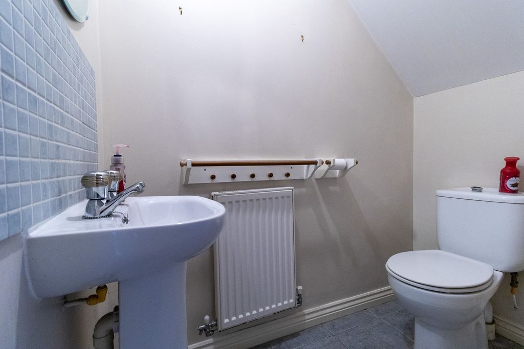 Property photo 3 of 15 Img_1955