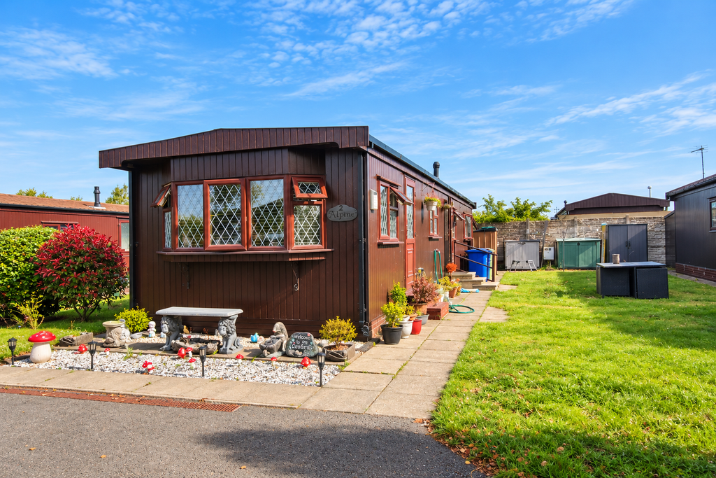 Property photo 1 of 13