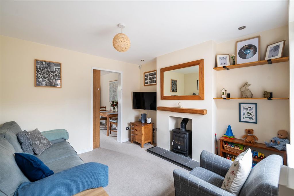 Property photo 2 of 17 165 Albert Road Internals-12.Jpg