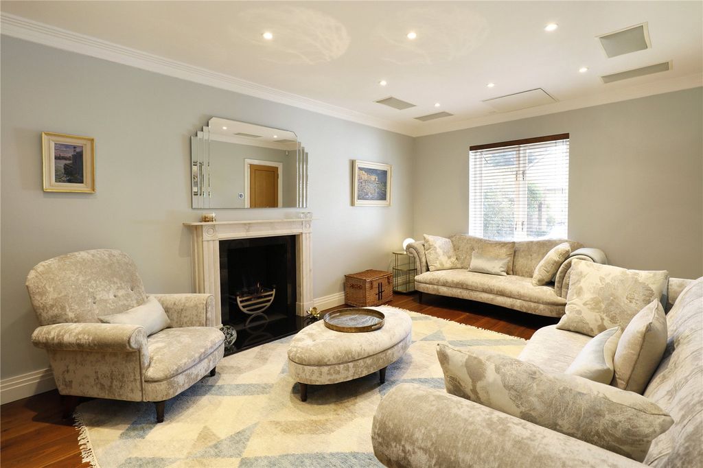 Property photo 2 of 13 Reception Room