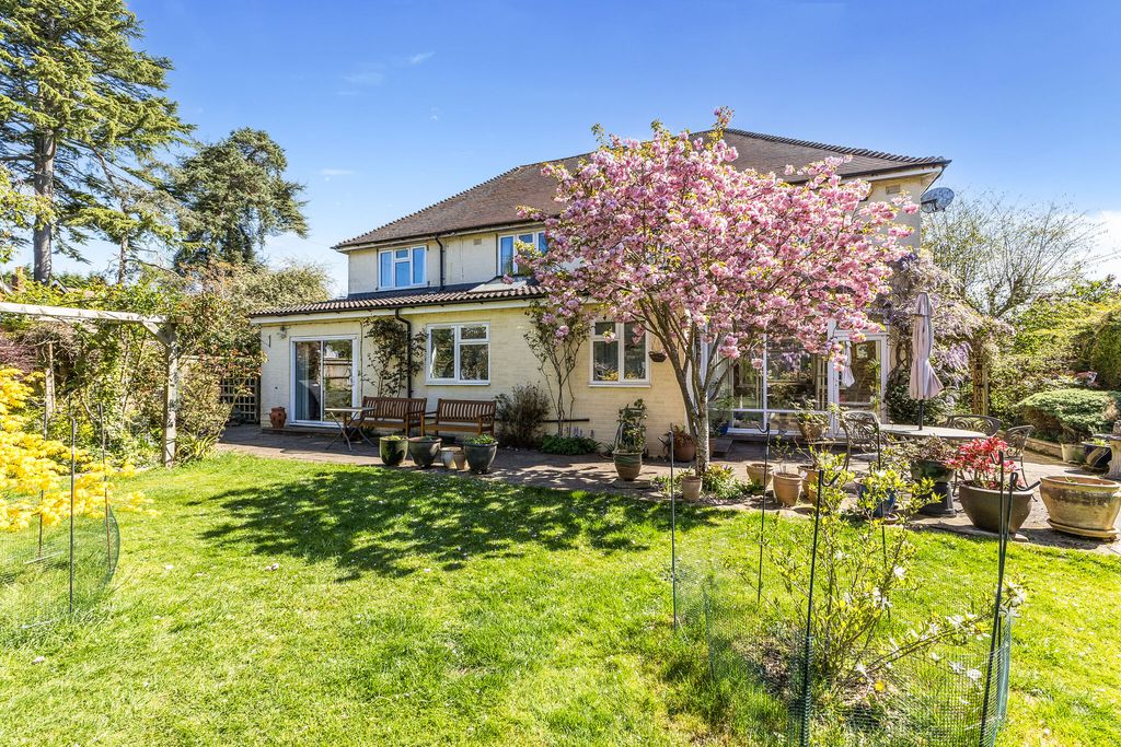 Property photo 1 of 25