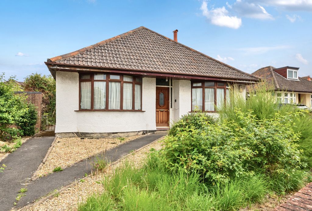 Property photo 1 of 20 1316257-1-685Ab0c...