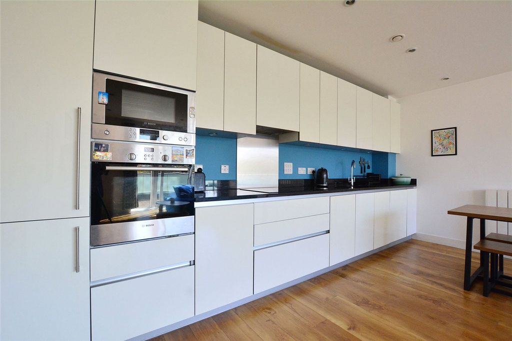 Property photo 3 of 14 Picture No. 09