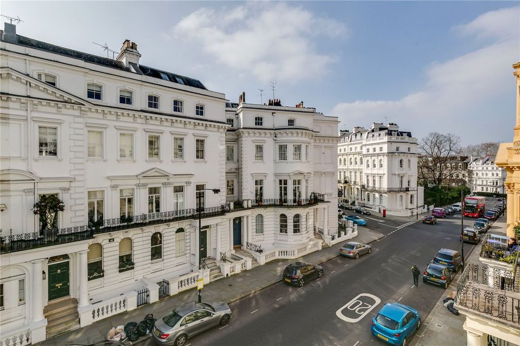 kensington-park-road-notting-hill-w11-2-bed-flat-for-sale-900-000