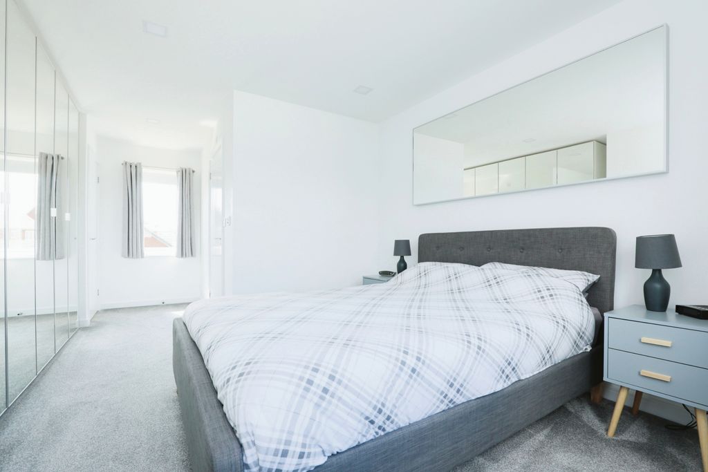 Property photo 3 of 20 8G9A5154