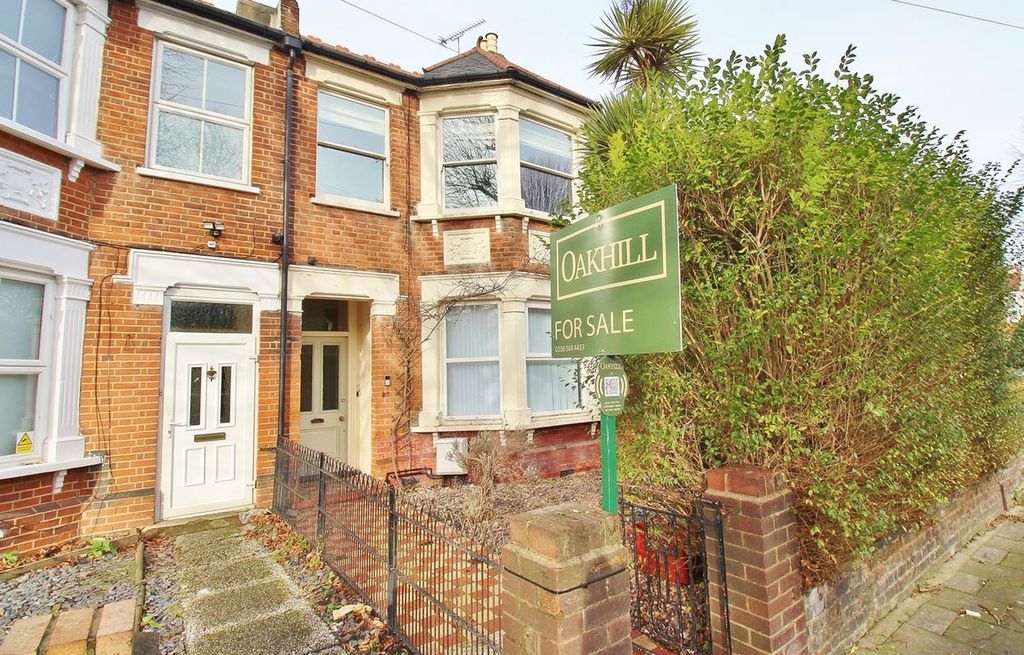 Property photo 2 of 11