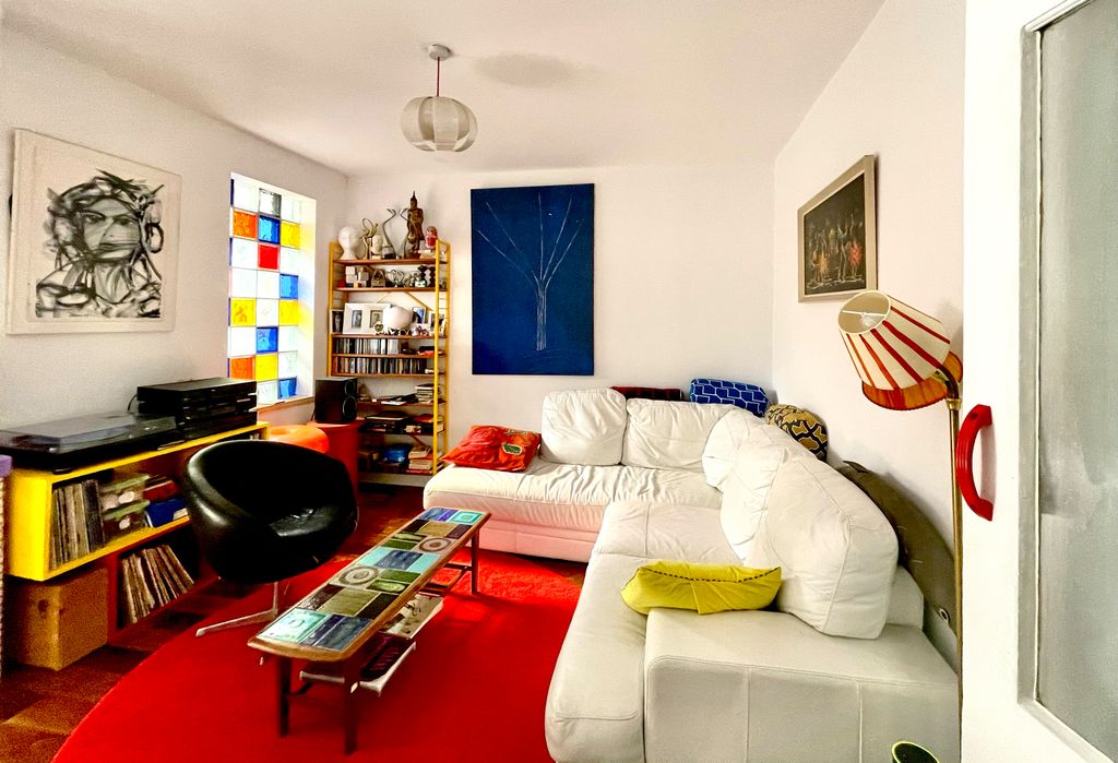 Property photo 3 of 22 3_Living Room1