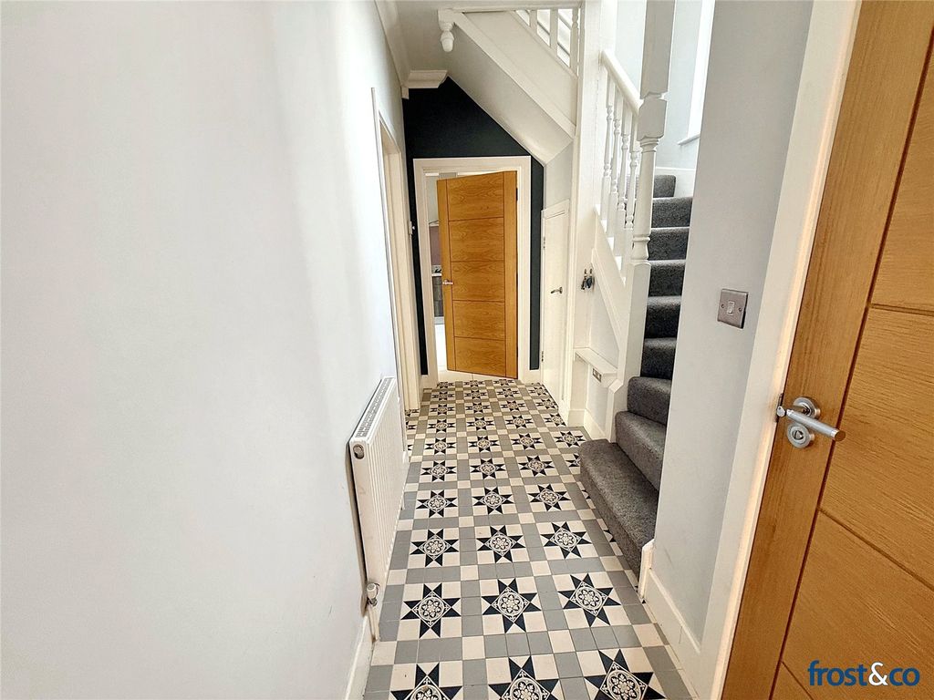 Property photo 3 of 17 Hallway