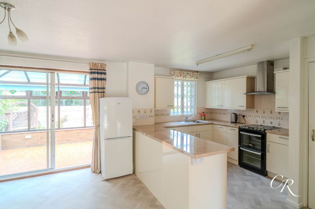 Property photo 2 of 15
