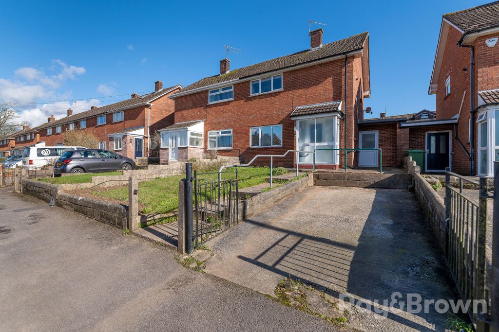 Property photo 1 of 36