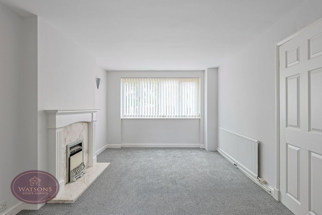 Property photo 3 of 25