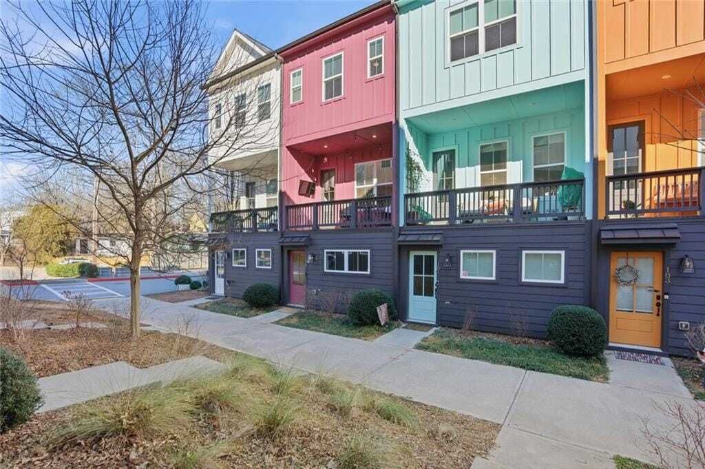 Property photo 1 of 26