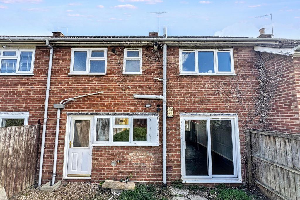 Property photo 2 of 6 59 Monmouth Road, Yeovil, BA21 5Np