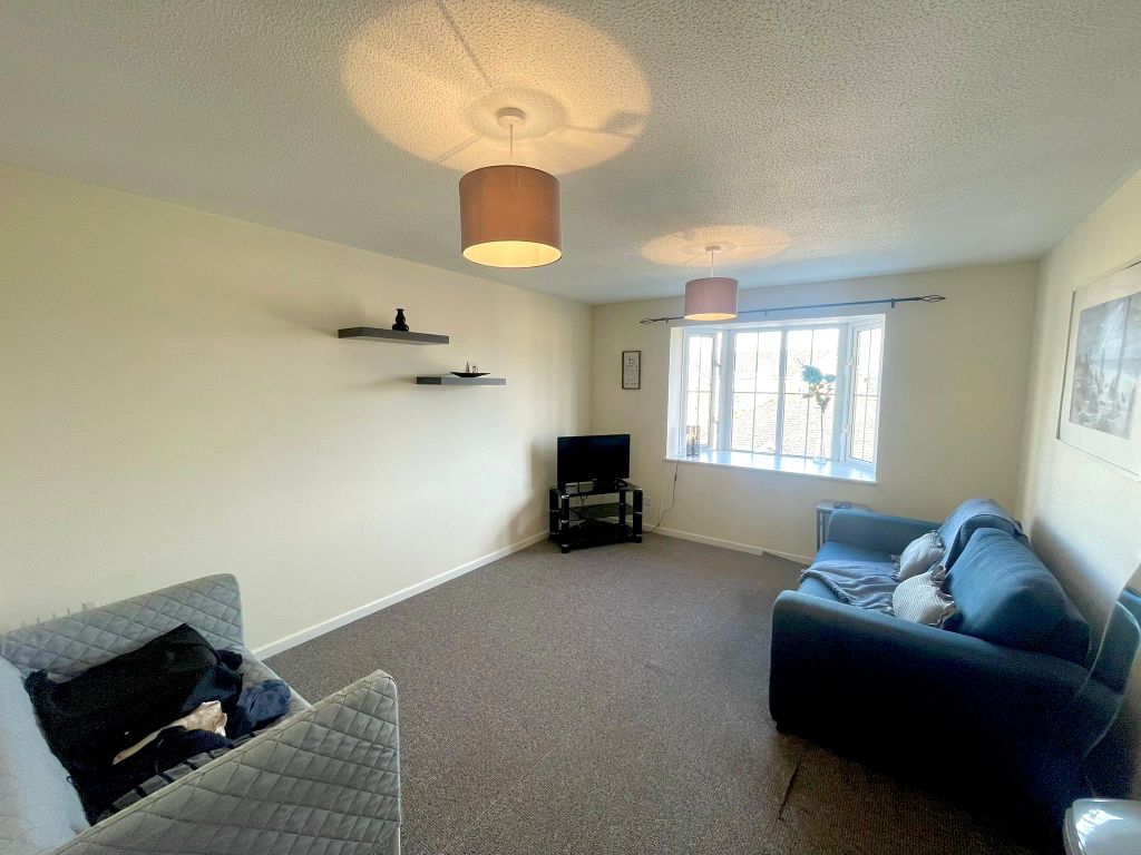 Property photo 2 of 9 Living Room