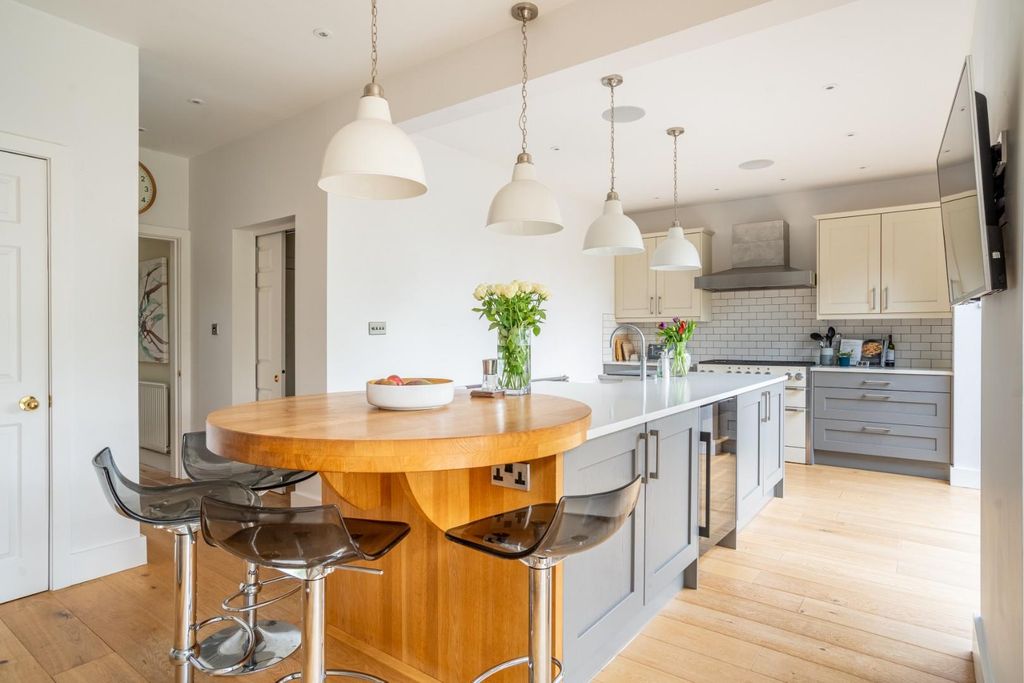 Property photo 3 of 23 Te-34.Jpg